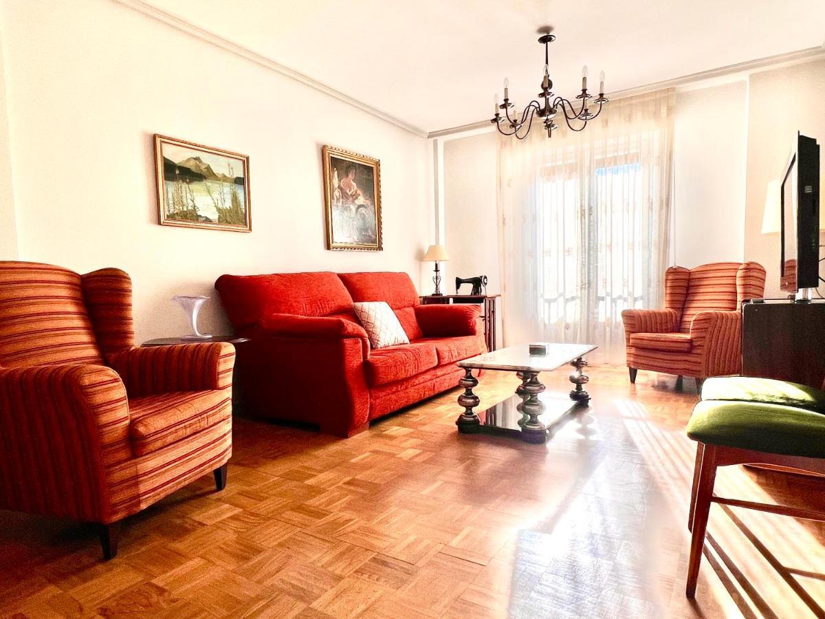 Appartement Housing Leon Santa Marina Extérieur photo