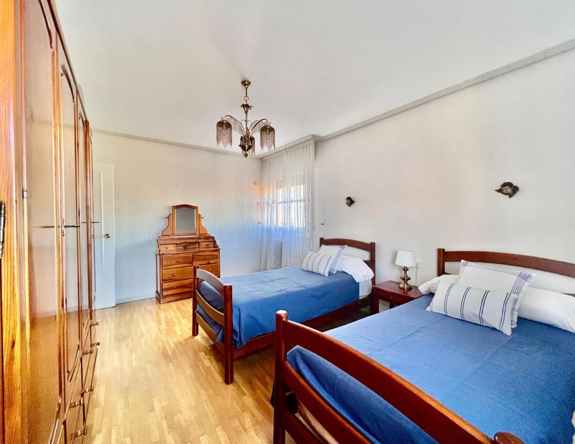 Appartement Housing Leon Santa Marina Extérieur photo